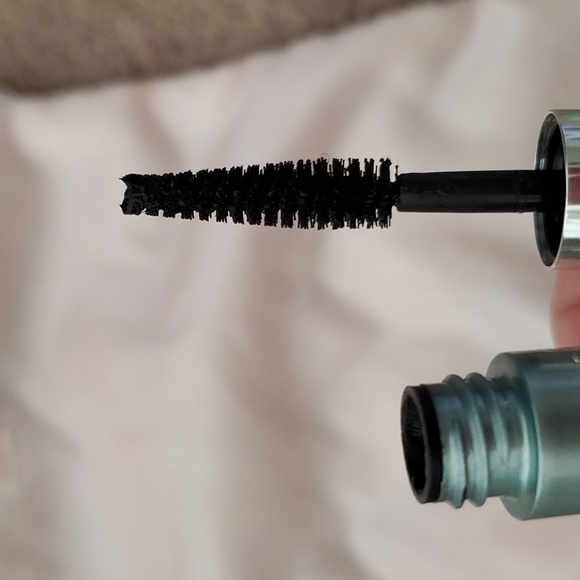 Clinique lash doubling mascara - Picture 4 of 4